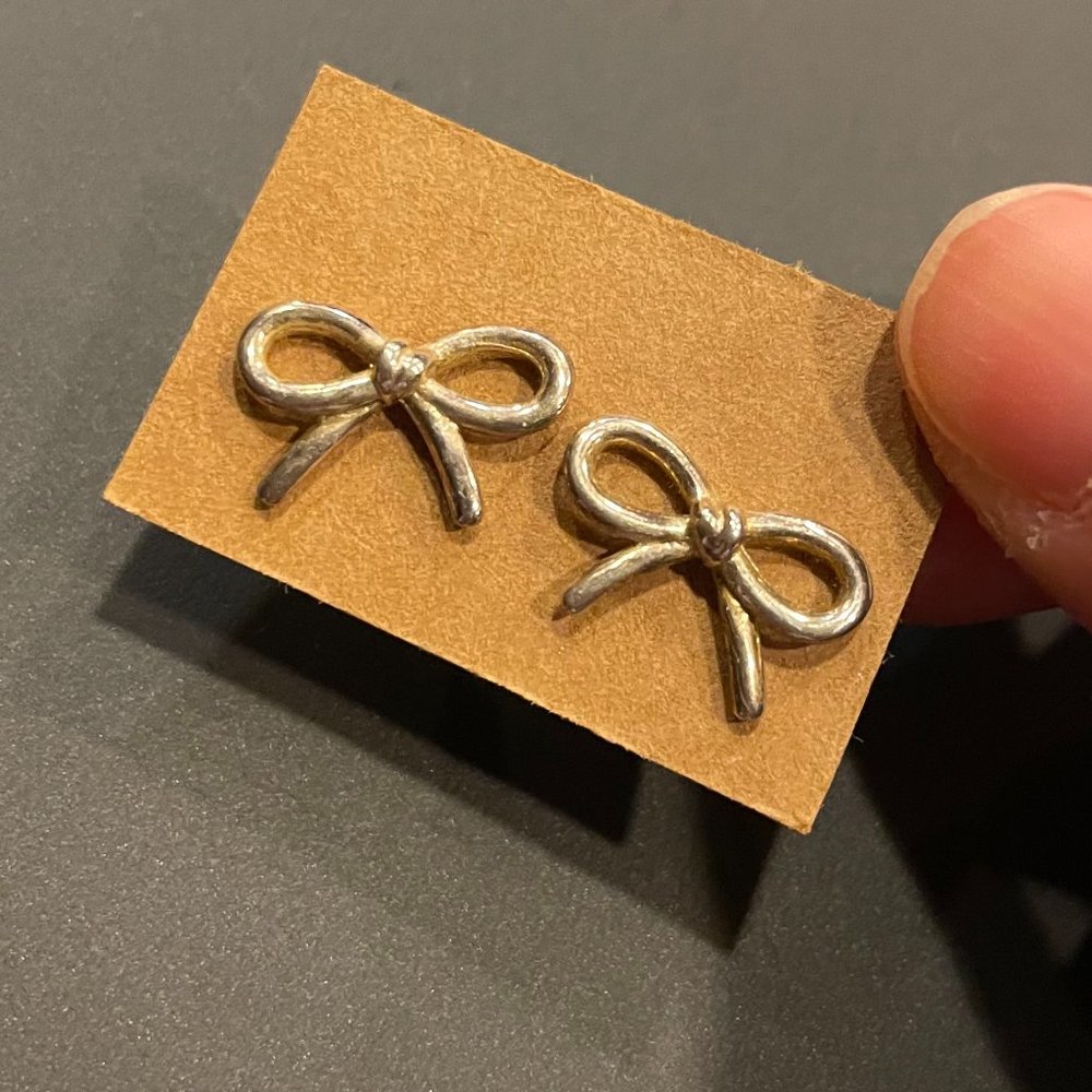 Sterling Silver Bow Ribbon Stud Earrings
